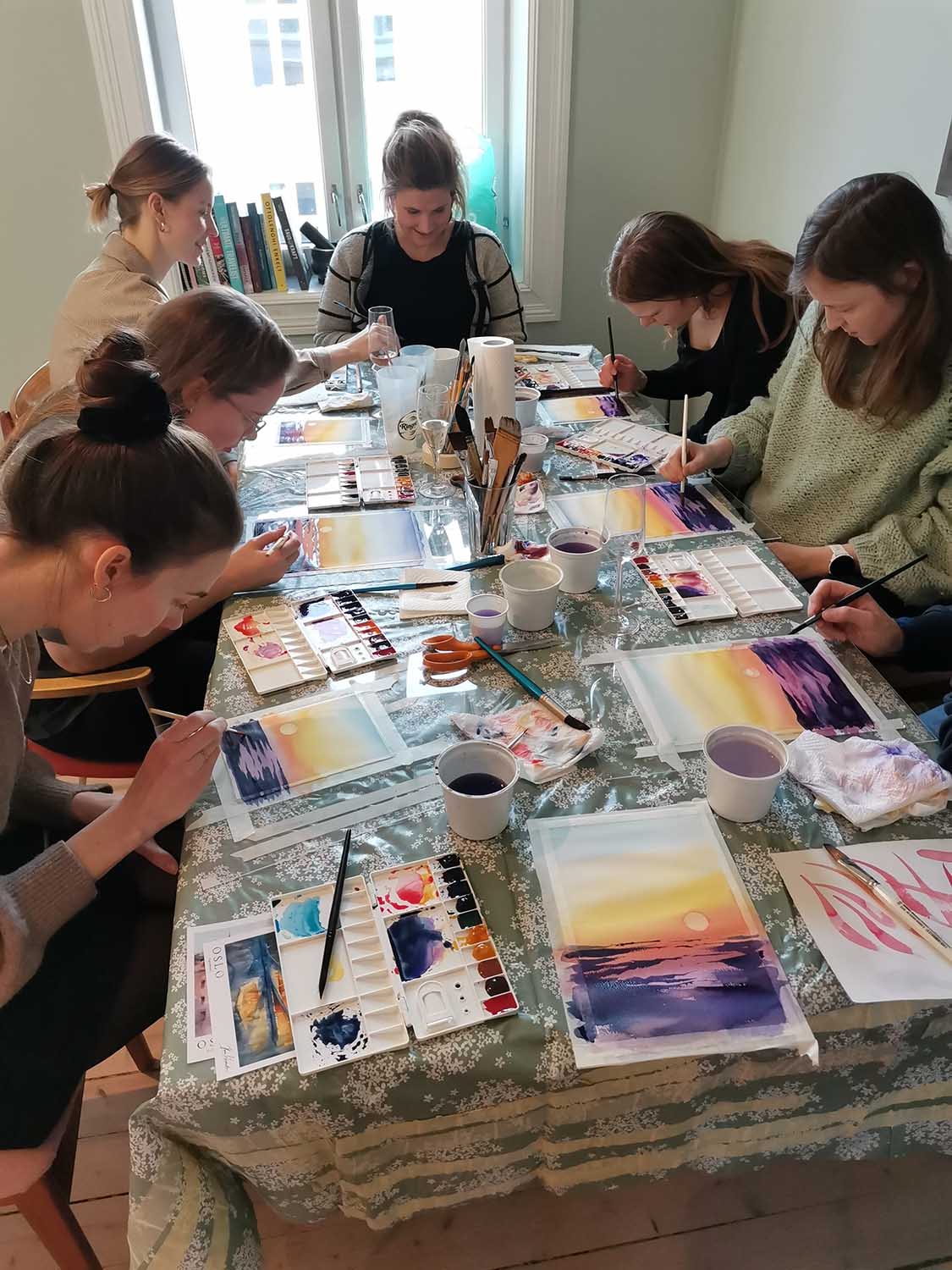 Paint & Sip • Art sessions for companies or private events